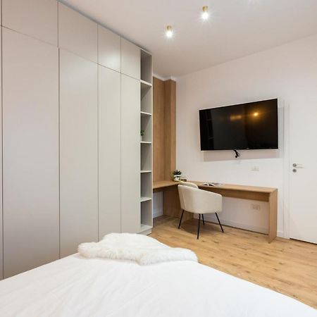 Crystal 3Bdr Apartment In Center Bucarest Extérieur photo