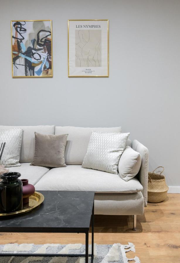 Crystal 3Bdr Apartment In Center Bucarest Extérieur photo