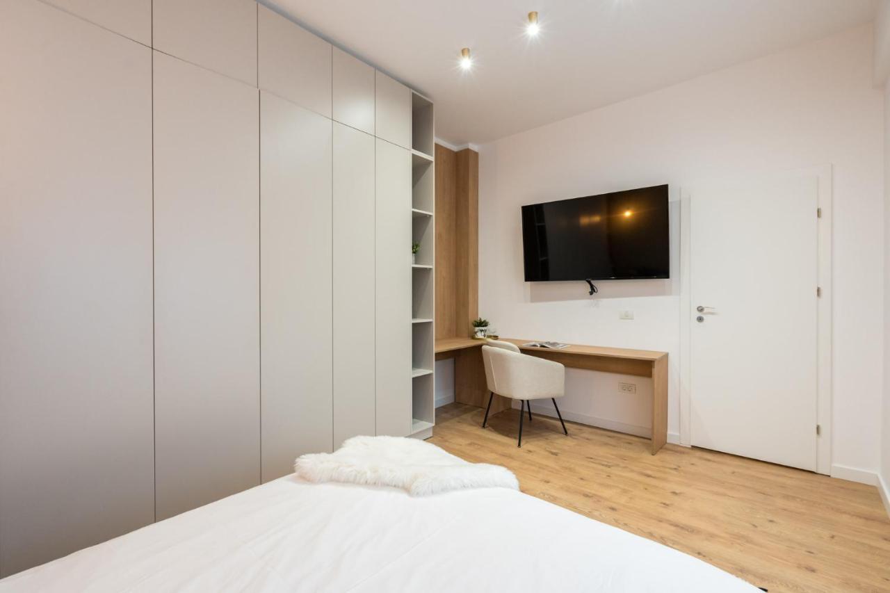 Crystal 3Bdr Apartment In Center Bucarest Extérieur photo