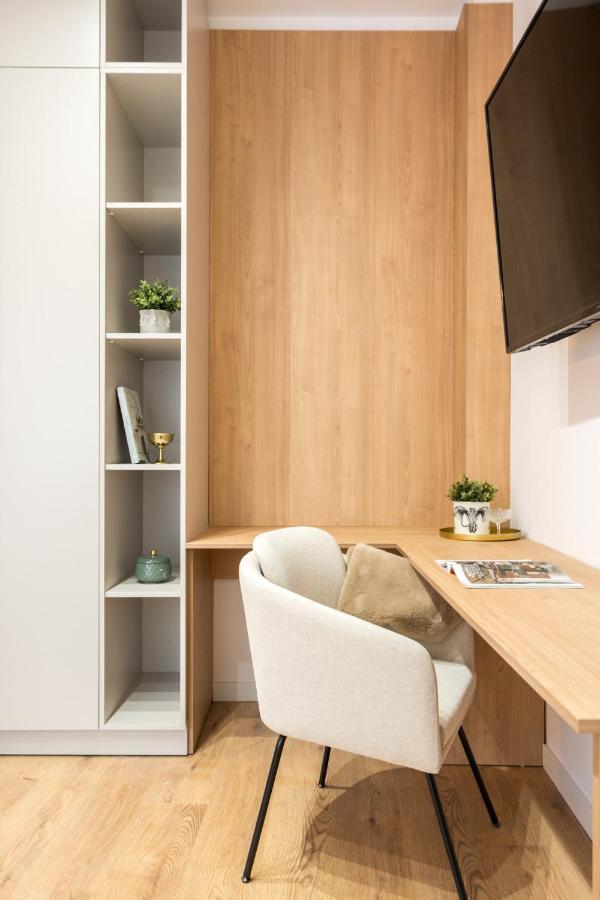 Crystal 3Bdr Apartment In Center Bucarest Extérieur photo