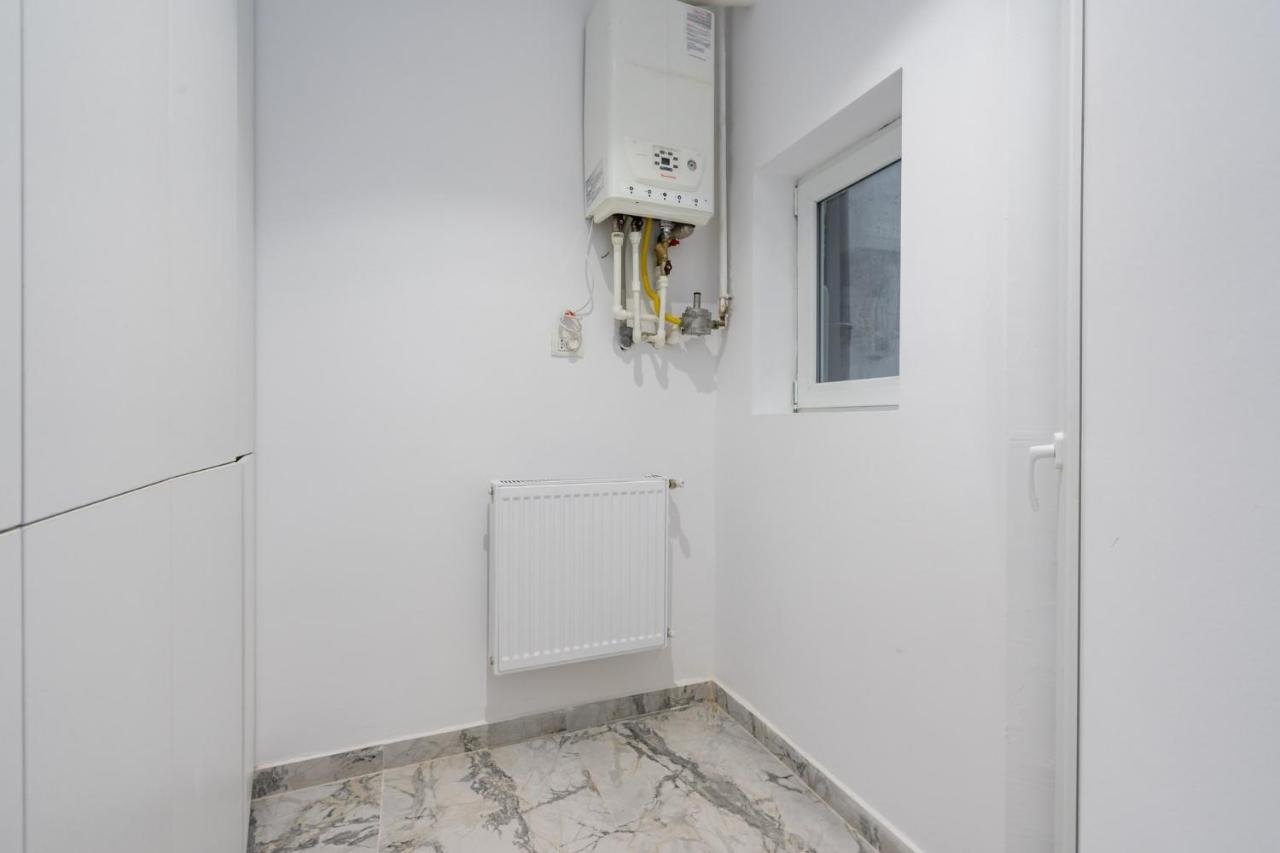 Crystal 3Bdr Apartment In Center Bucarest Extérieur photo