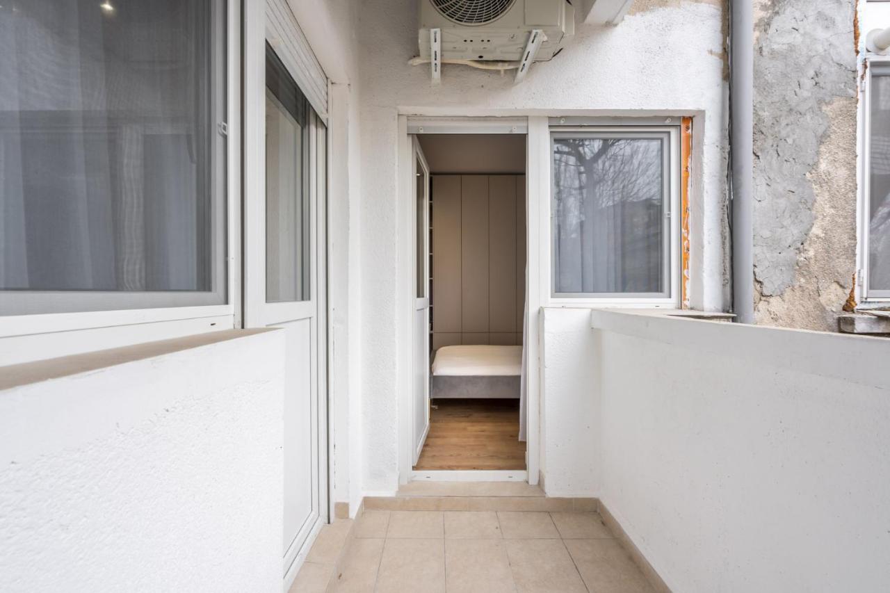 Crystal 3Bdr Apartment In Center Bucarest Extérieur photo