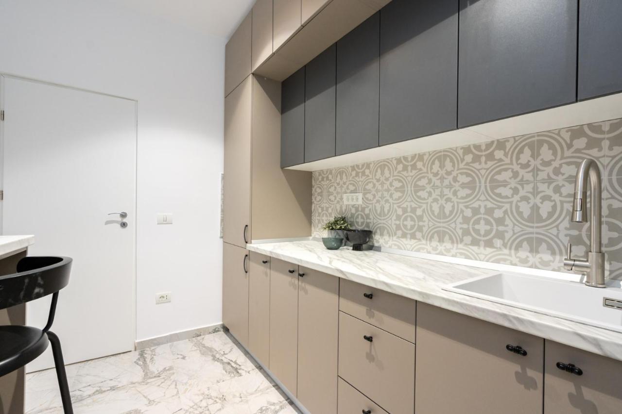 Crystal 3Bdr Apartment In Center Bucarest Extérieur photo